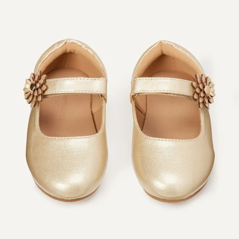 Amazon Essentials Girls Mary Jane Flats Glitter Gold 1 Little Kid